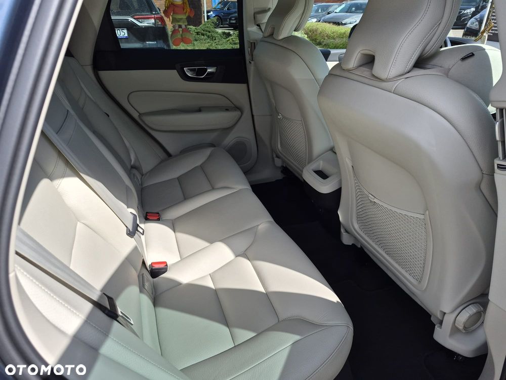 Volvo XC 60 B4 B Inscription - 15