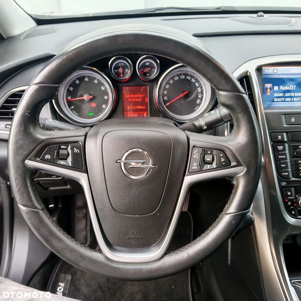 Opel Astra 1.4 Turbo Exklusiv - 20