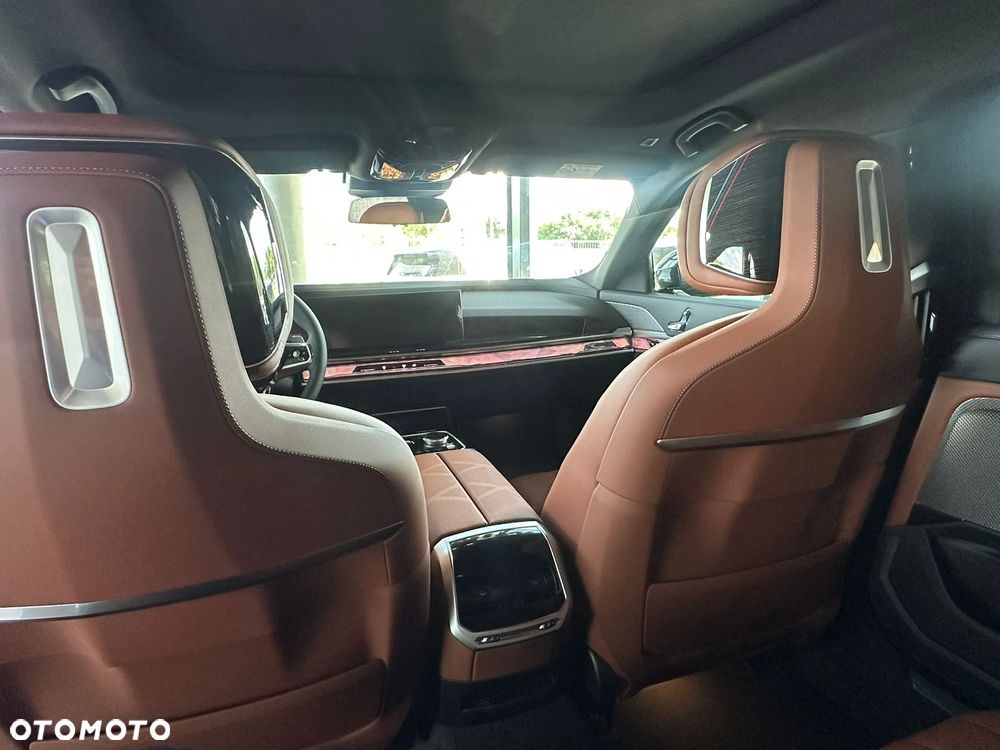 BMW Seria 7 740d xDrive mHEV sport - 23