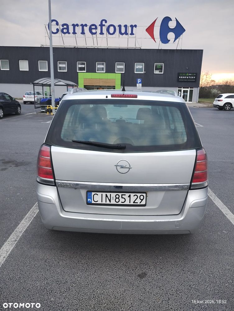 Opel Zafira 1.8 - 13