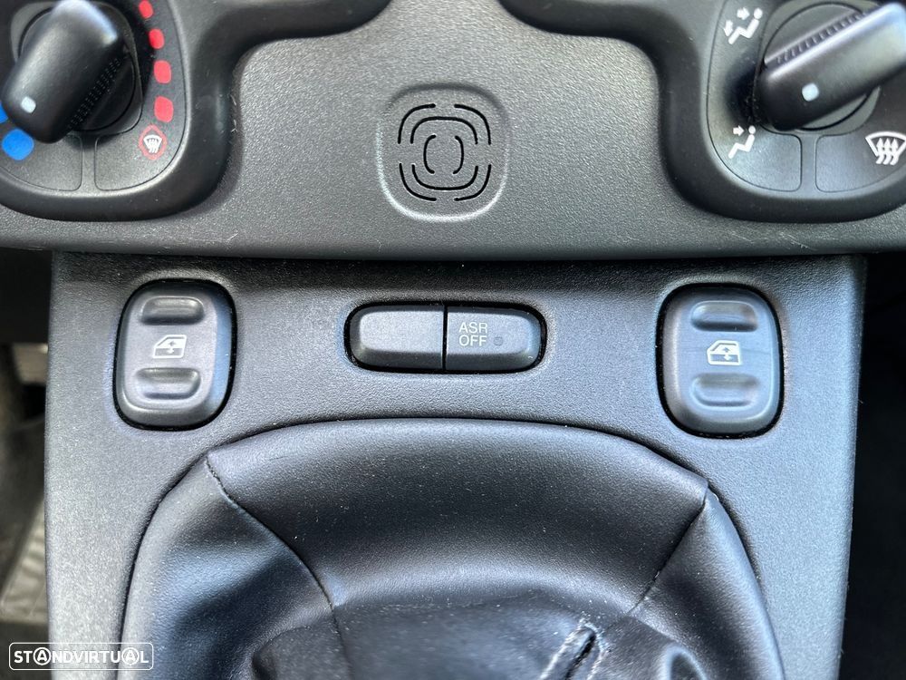 Fiat Panda 1.0 Hybrid City - 38