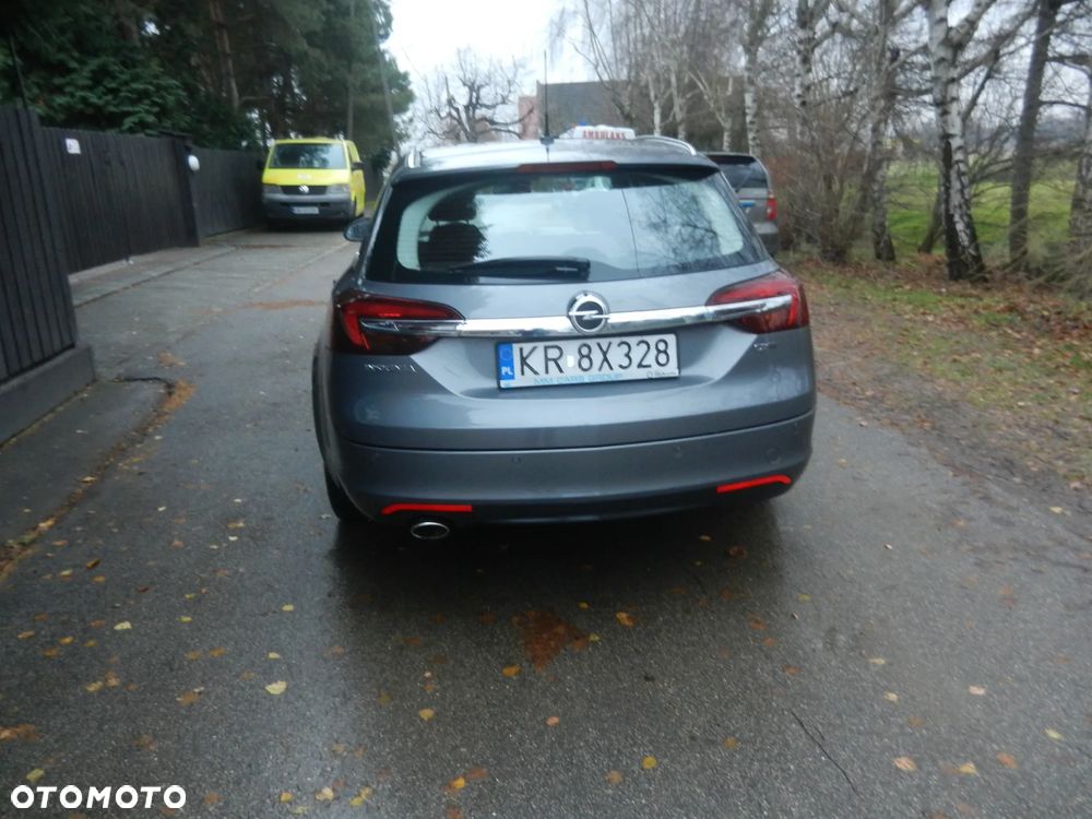 Opel Insignia CT 2.0 CDTI - 15