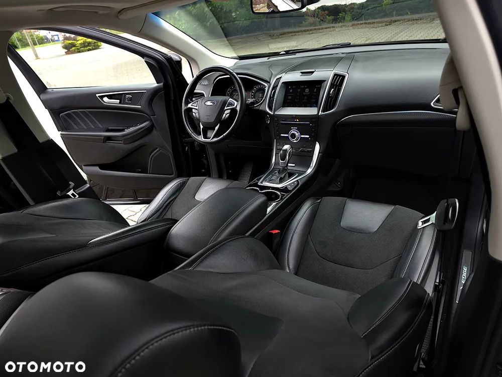 Ford Edge 2.0 TDCi Bi-Turbo 4x4 Sport - 38