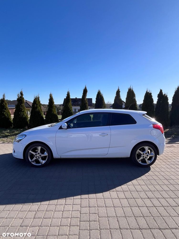 Kia Ceed - 3