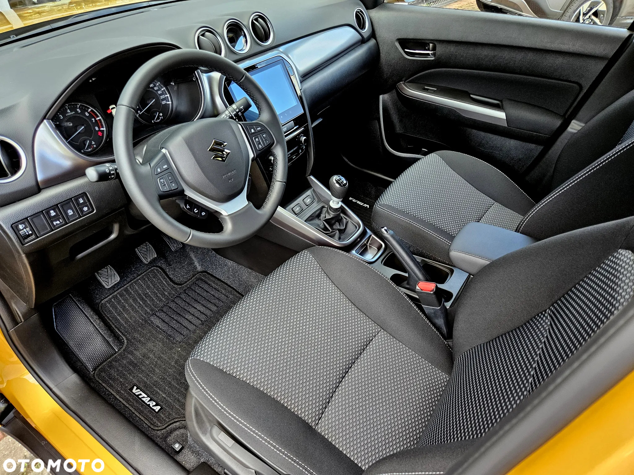 Suzuki Vitara 1.4 Boosterjet mHEV Premium Plus 2WD - 9