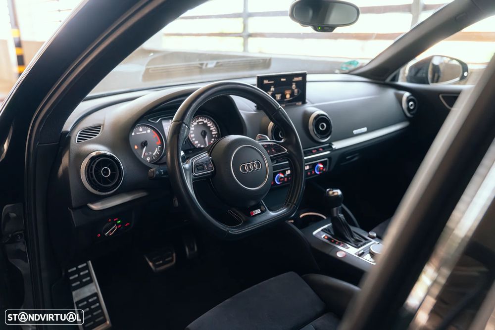 Audi S3 S tronic - 19