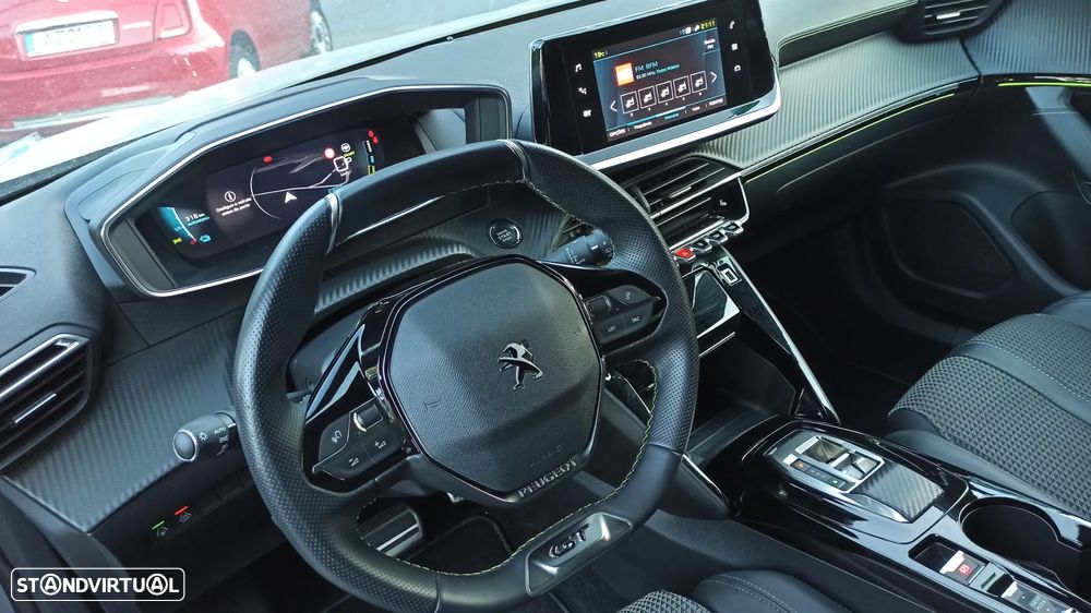 Peugeot e-2008 GT Pack - 27