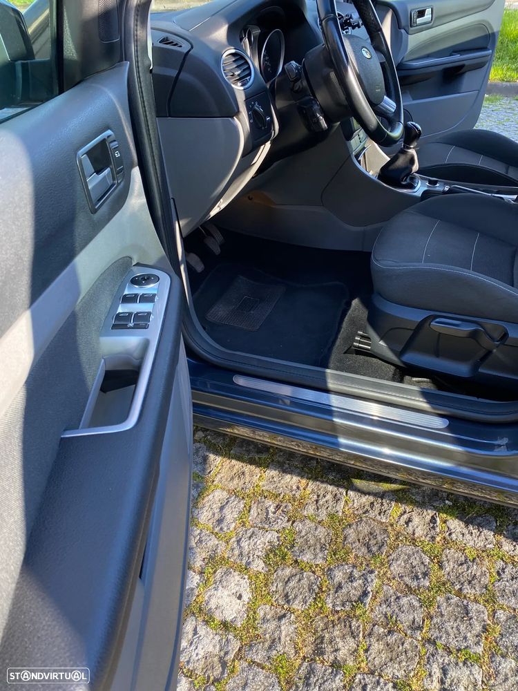 Ford Focus SW 1.6 TDCi Trend - 10