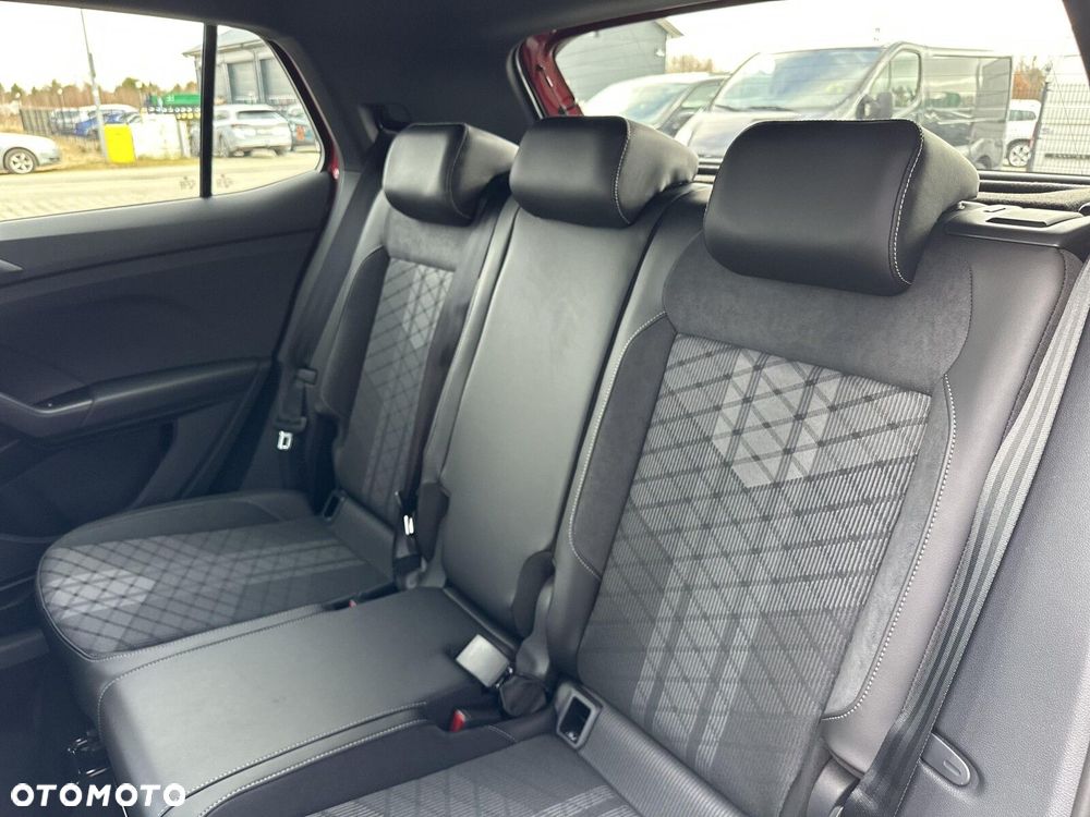 Volkswagen T-Cross - 16