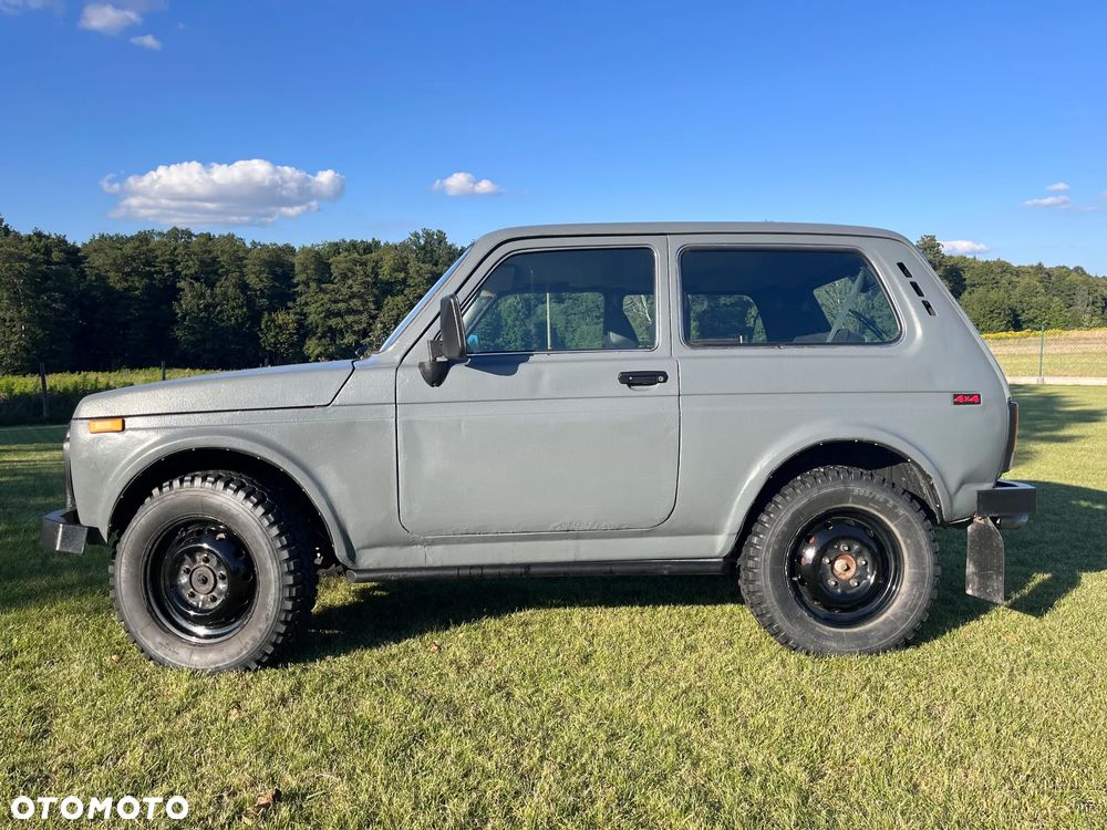 Lada Niva - 4