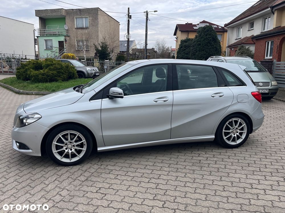 Mercedes-Benz Klasa B 180 CDI (BlueEFFICIENCY) - 3