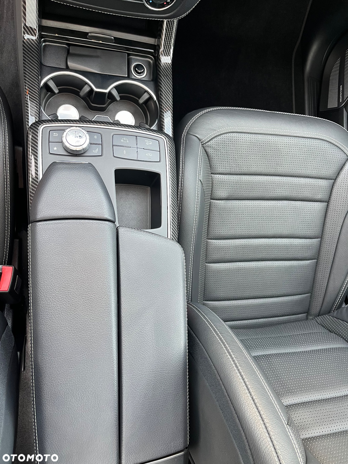Mercedes-Benz GL 63 AMG 4Matic AMG Speedshift Plus 7G-TRONIC - 22