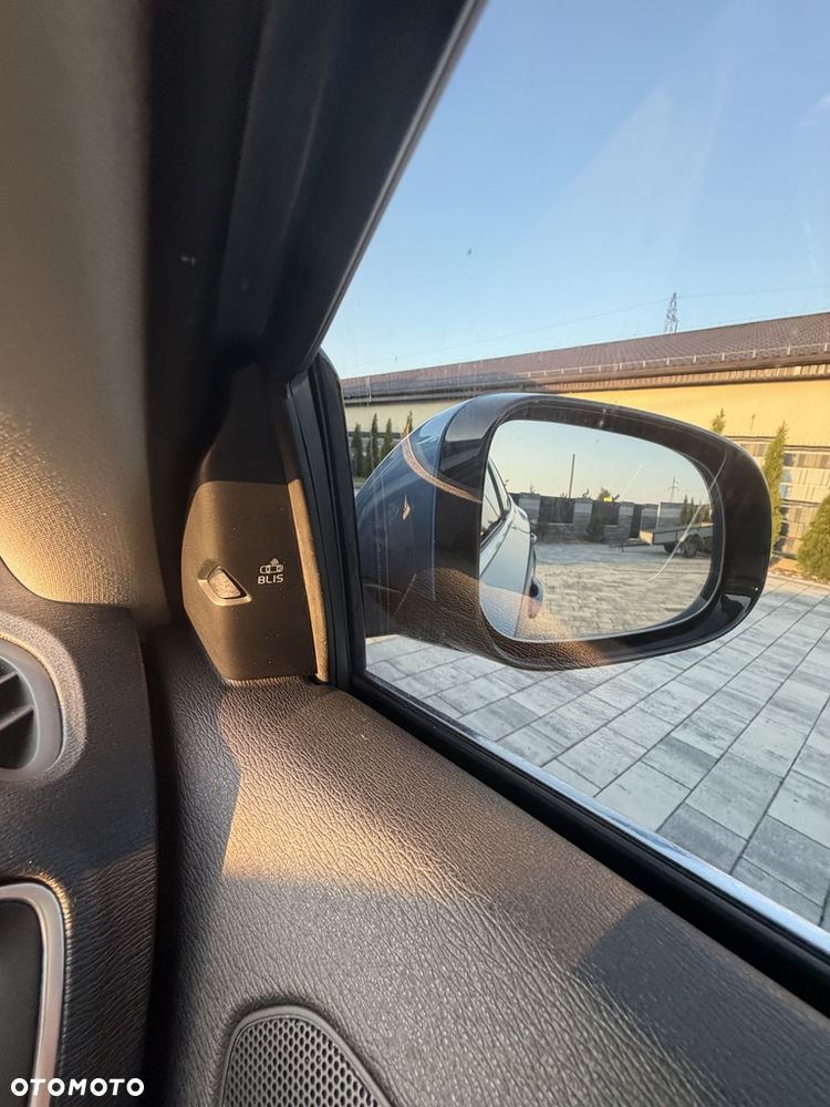 Volvo V40 D2 - 10