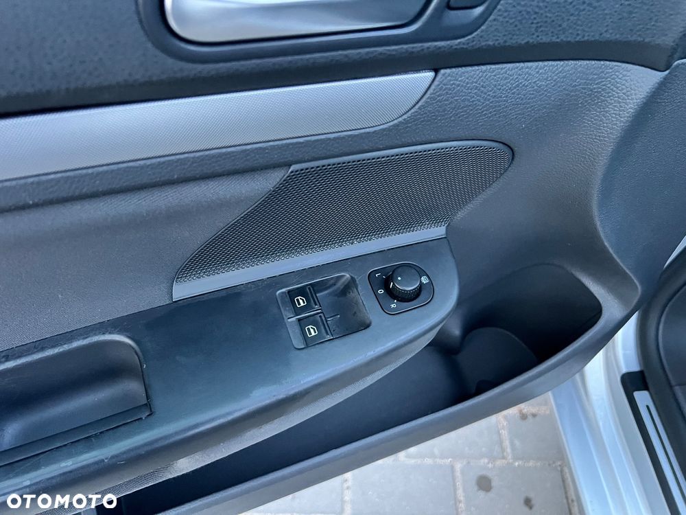 Volkswagen Golf 1.6 Comfortline Tiptr - 16