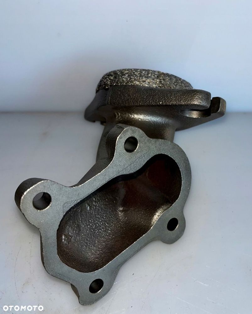 Kolanko Kolano Turbosprężarki IVECO DAILY 3.0 150 KM 504131857 - 3