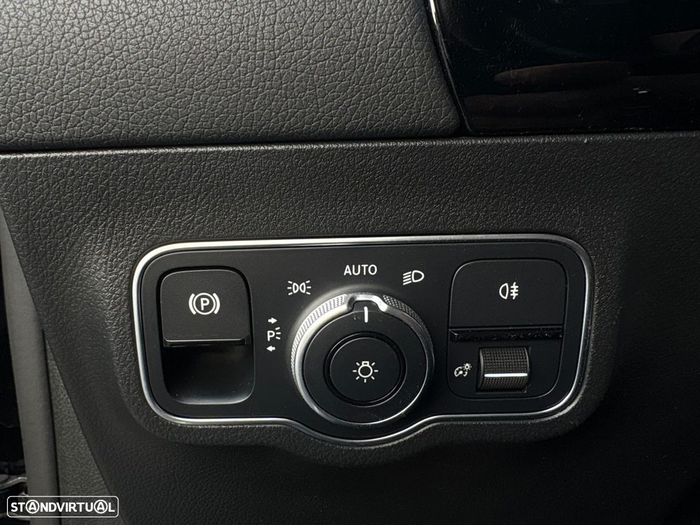 Mercedes-Benz B 250 e AMG Line - 21