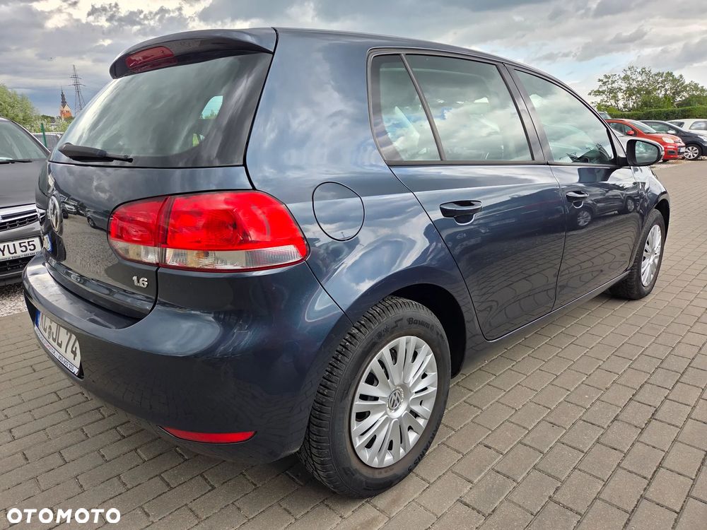Volkswagen Golf 1.6 Team - 5