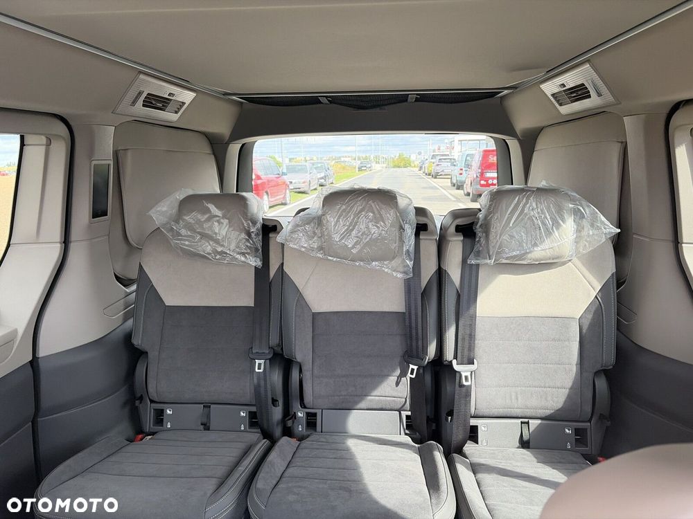 Volkswagen California - 33