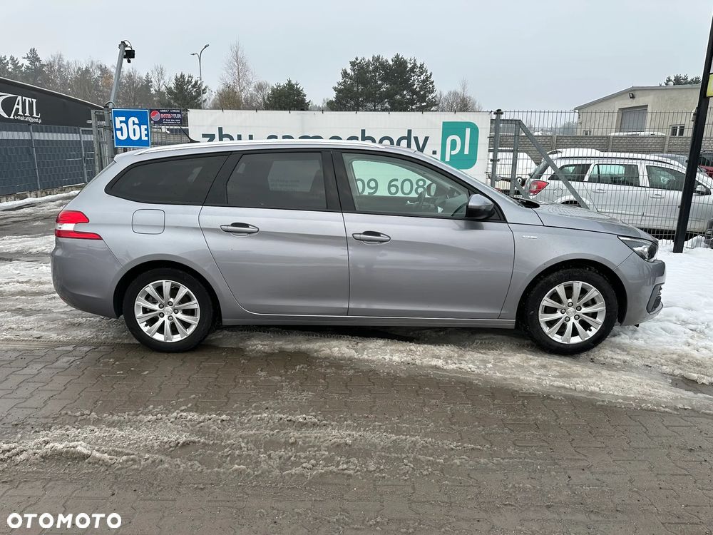 Peugeot 308 PureTech 110 Stop & Start Style - 4