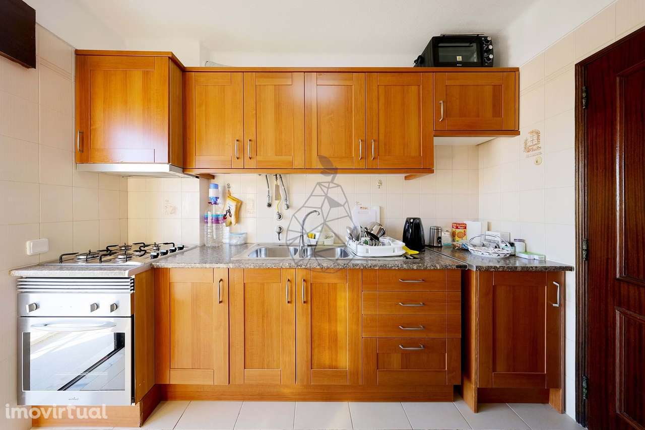 Apartamento T2 virado a Sul , com Garagem na Vila Rosa - Portimão - Grande imagem: 2/51