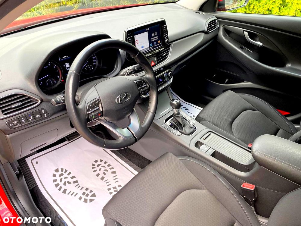 Hyundai i30 1.4 T-GDI DCT Family+ - 16