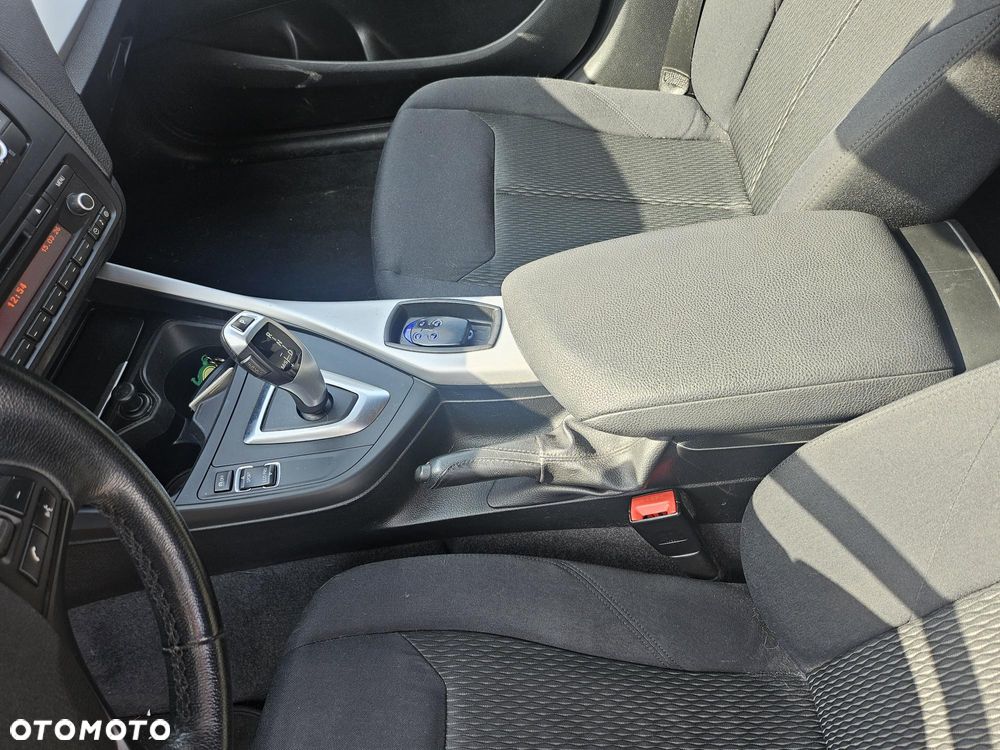 BMW Seria 1 116i - 7