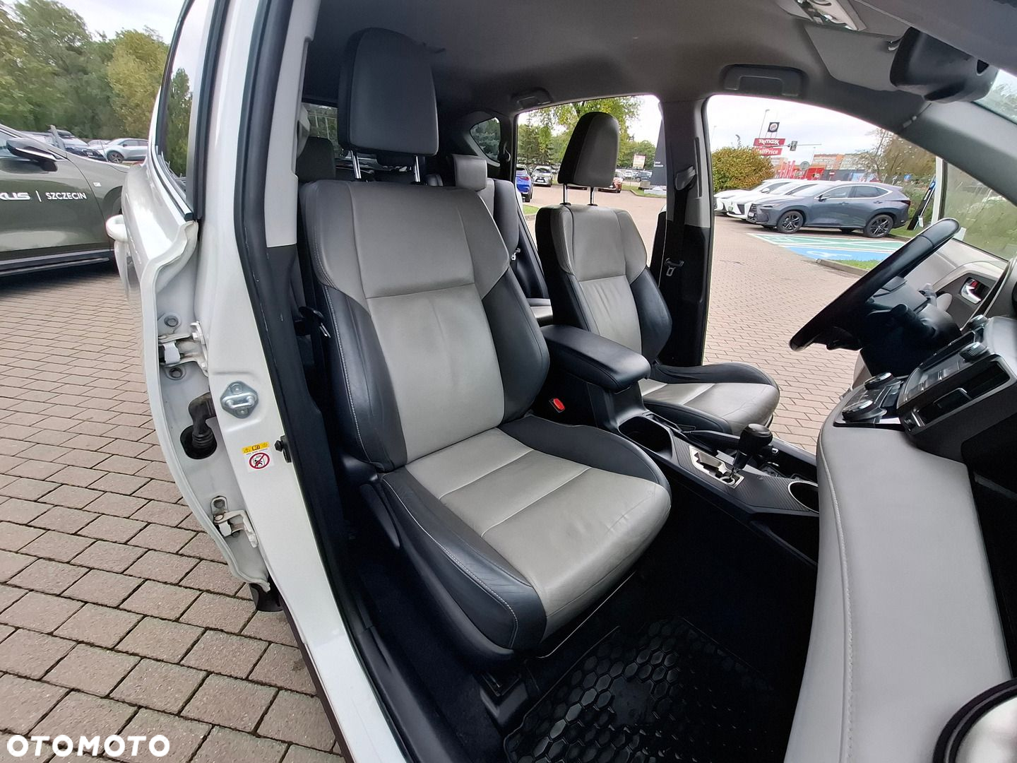 Toyota RAV4 2.2 D-CAT Prestige - 20
