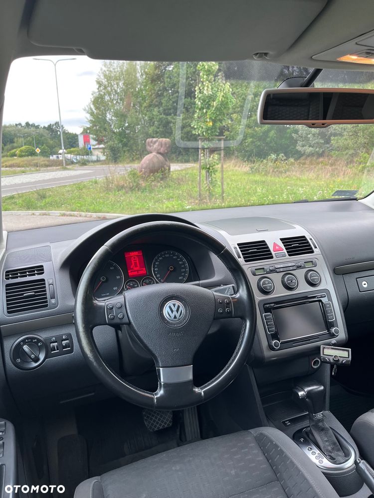 Volkswagen Touran 1.9 TDI DPF Highline DSG - 8