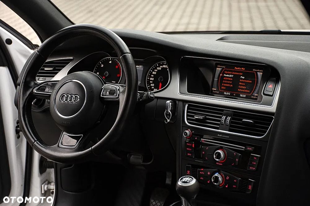 Audi A4 Avant 2.0 TDI DPF S line Sportpaket - 23