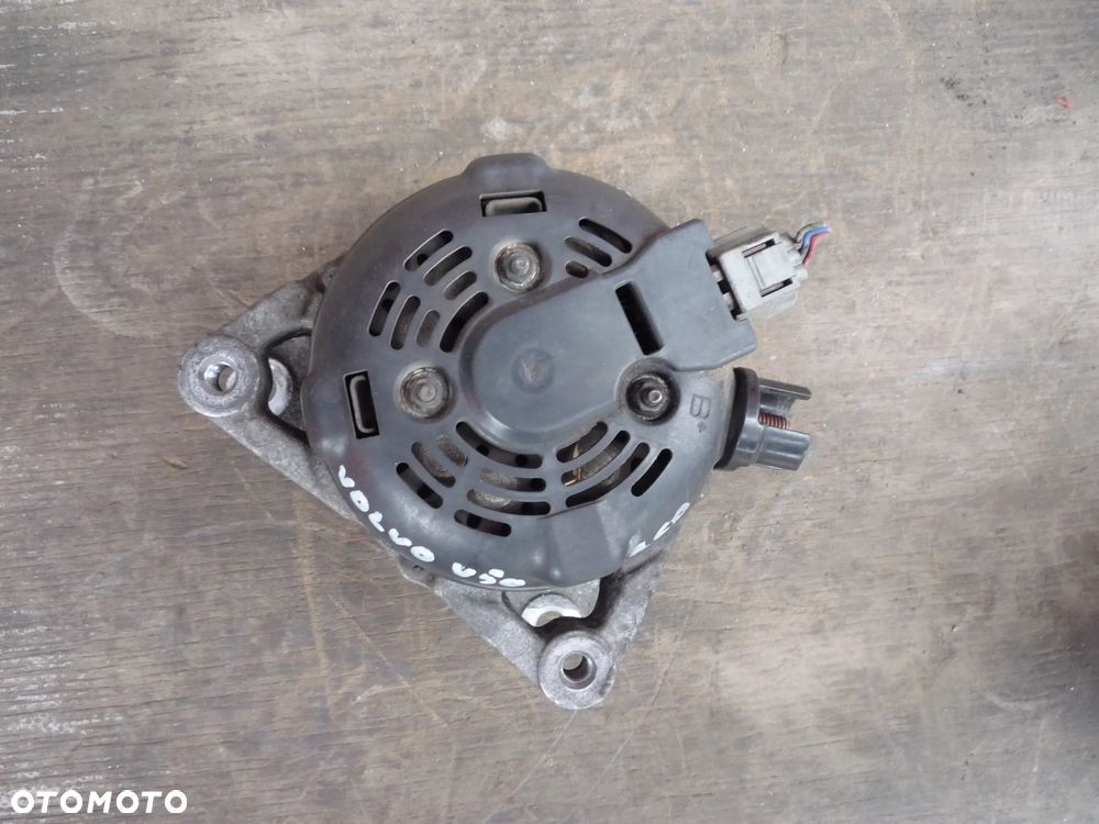 VOLVO V50 1.6D ALTERNATOR - 2