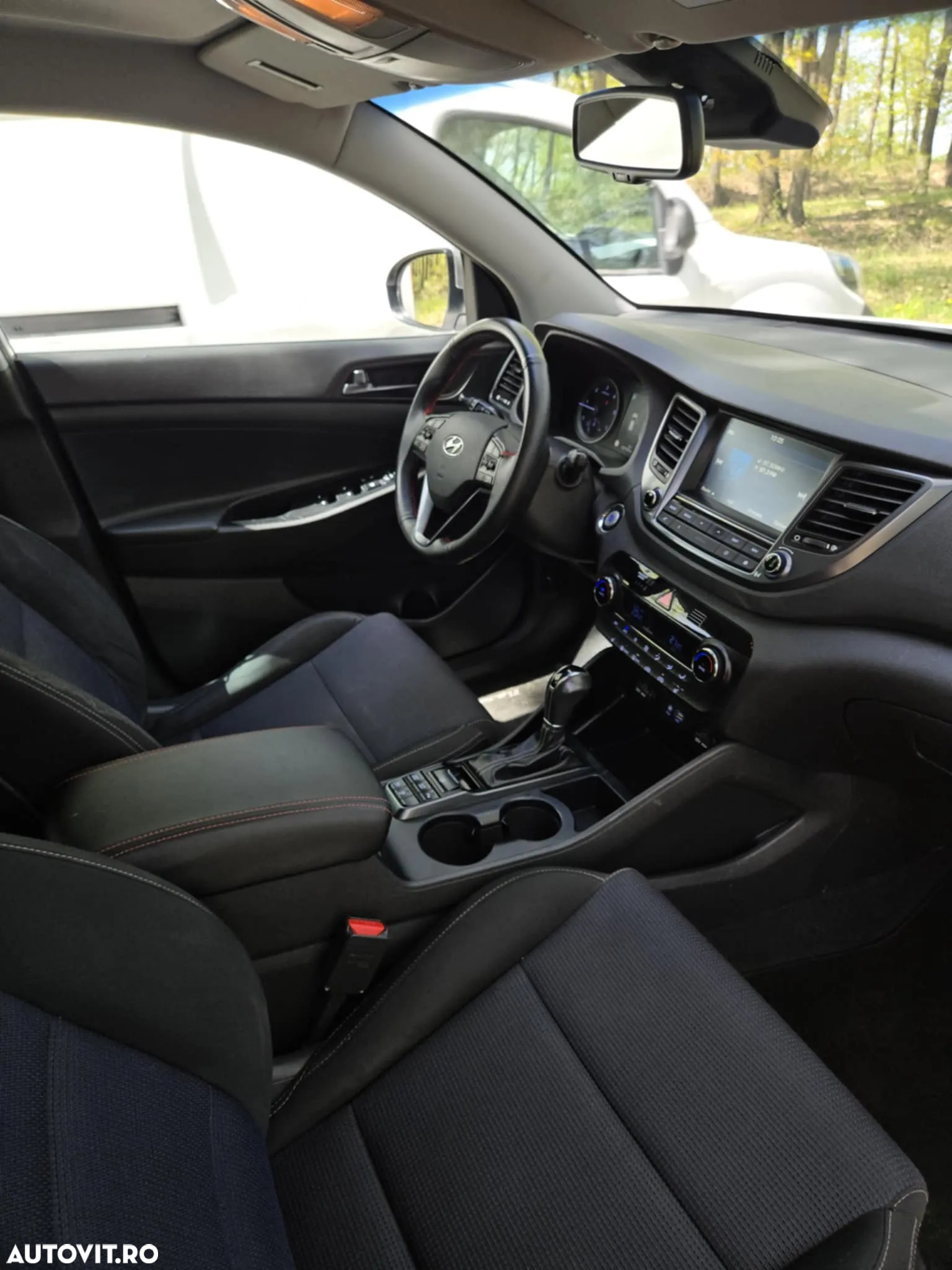 Hyundai Tucson blue 1.7 CRDi 2WD DCT Premium - 16