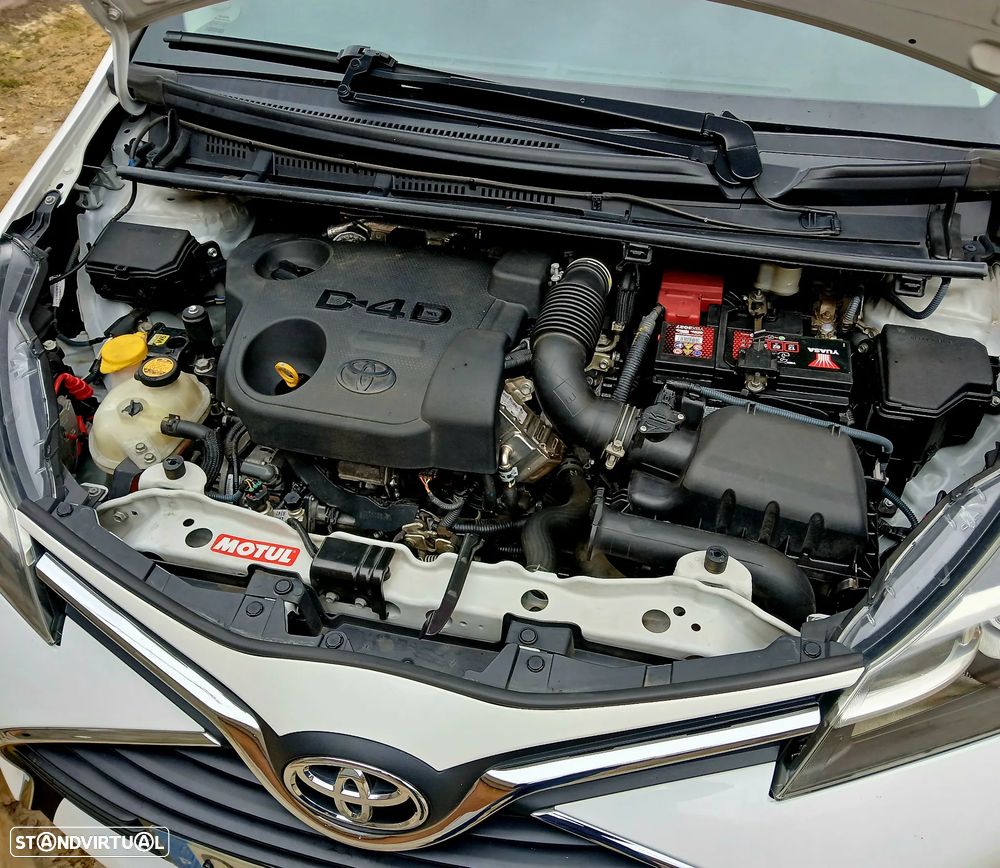 Toyota Yaris 1.4 D-4D Comfort+P.Style - 16