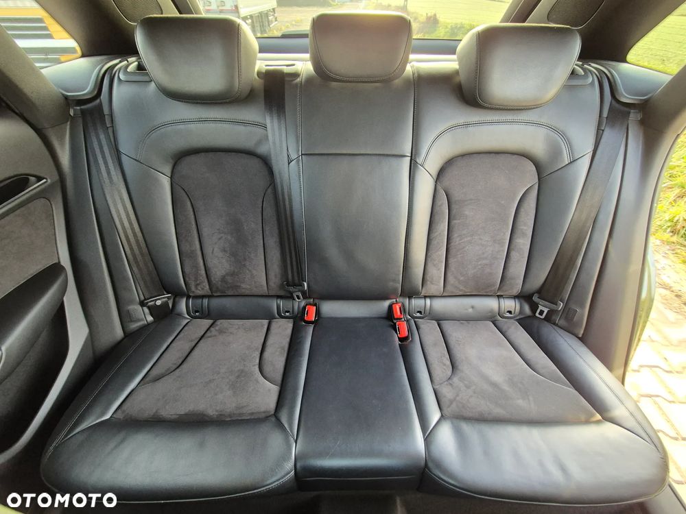 Audi RS Q3 2.5 TFSI quattro S tronic - 30