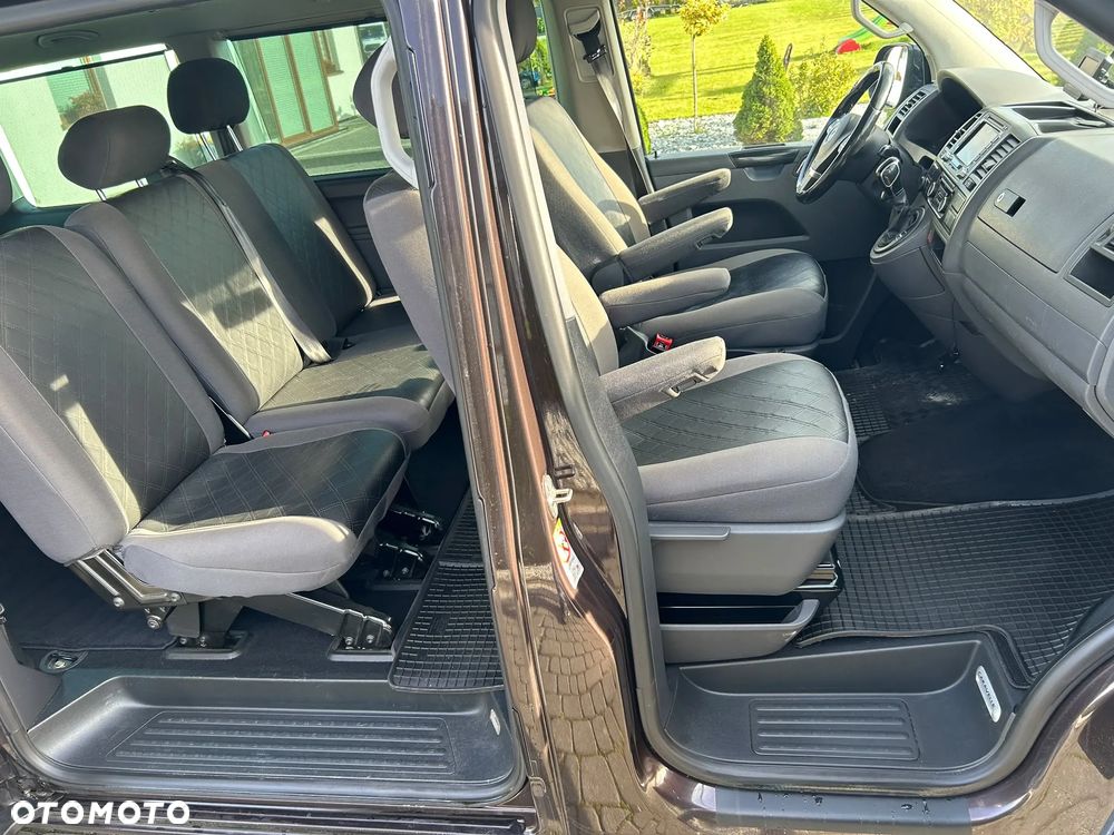 Volkswagen Caravelle - 34
