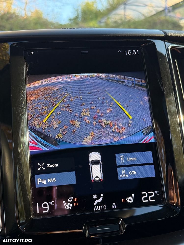 Volvo XC 60 B4 D Geartronic Momentum Pro - 25