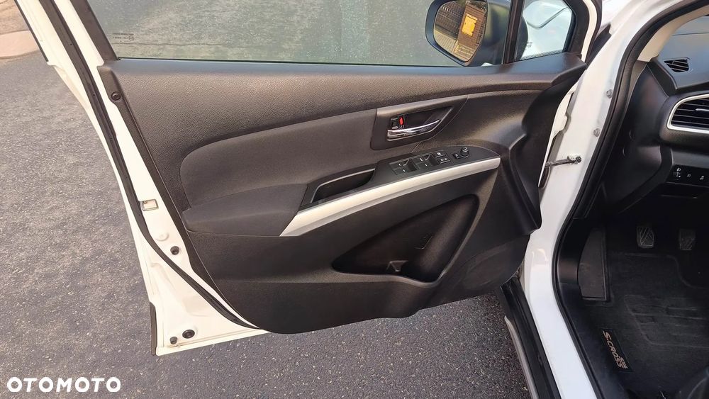 Suzuki SX4 S-Cross - 30