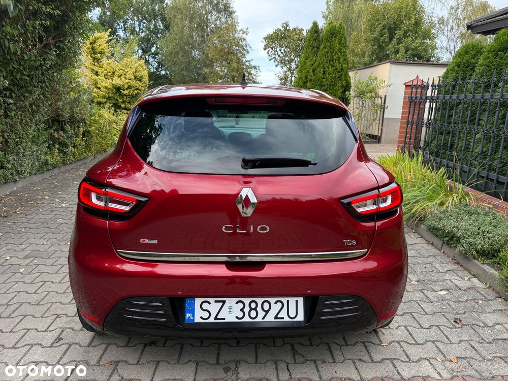 Renault Clio - 12