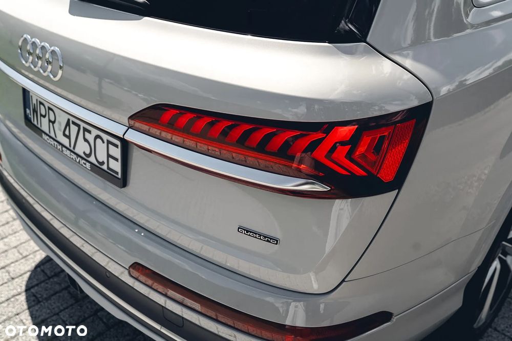 Audi Q7 - 12