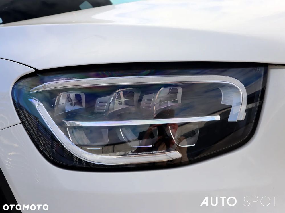 Mercedes-Benz GLC Coupe 300 e 4-Matic - 10