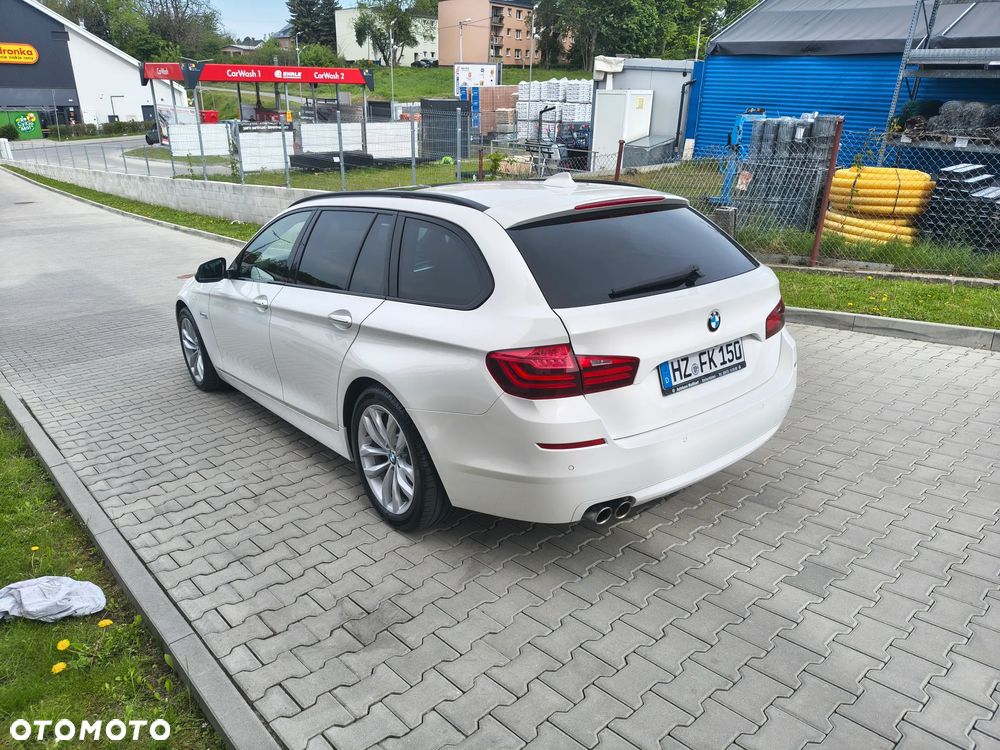BMW Seria 5 525d xDrive Sport-Aut Luxury Line - 4