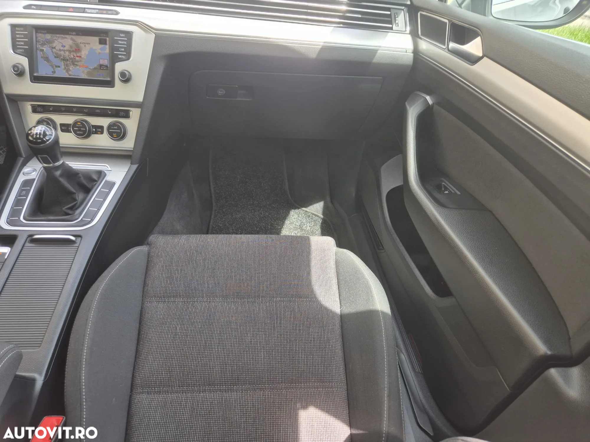 Volkswagen Passat 1.6 TDI (BlueMotion Technology) Comfortline - 31