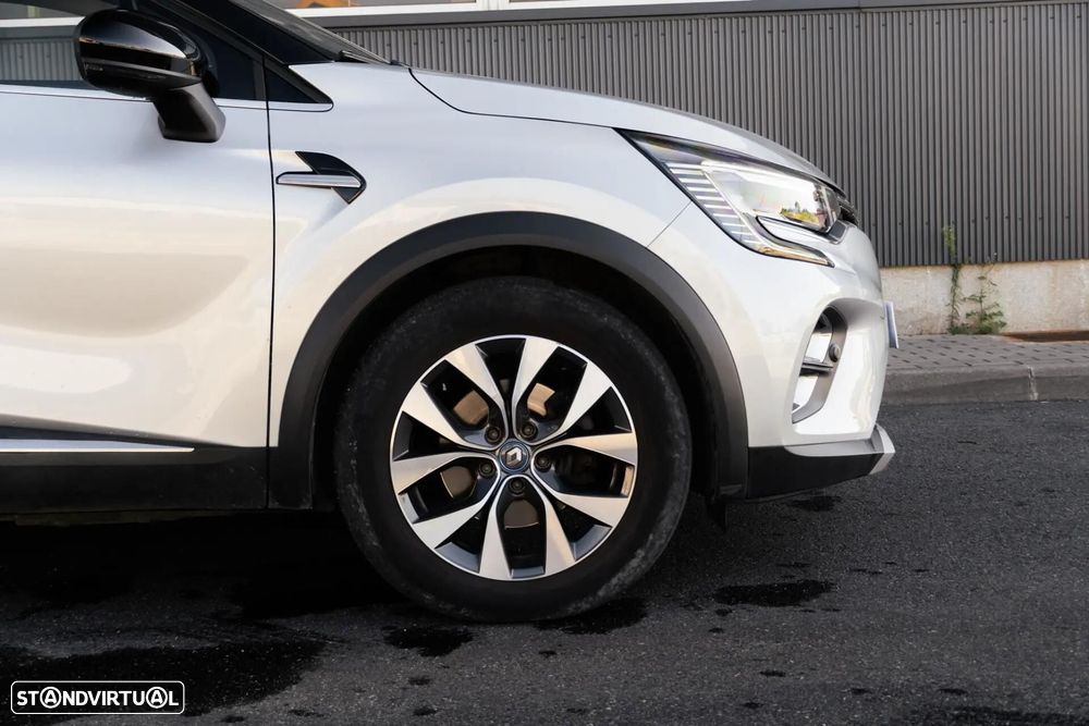 Renault Captur 1.8 E-Tech Full Hybrid Techno - 32