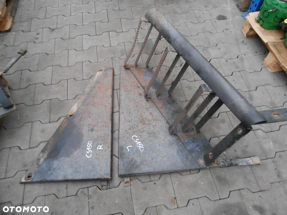 Schodki stopnie Case CS130 CS150 - 2