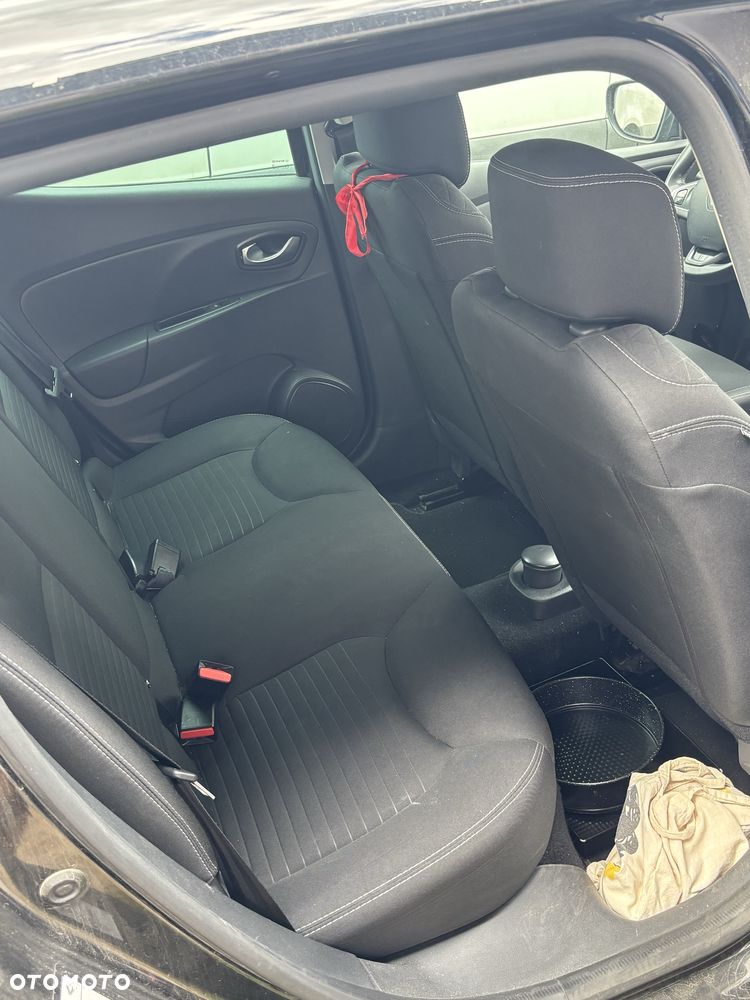 Renault Clio - 7