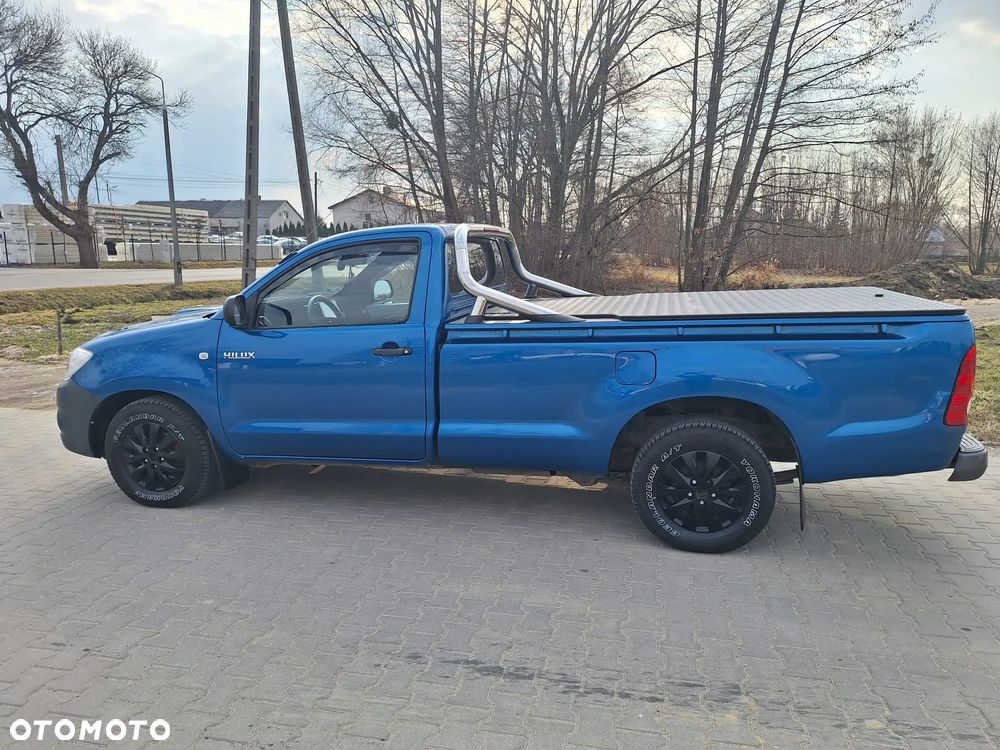 Toyota Hilux 2.5 D-4D DLX - 8