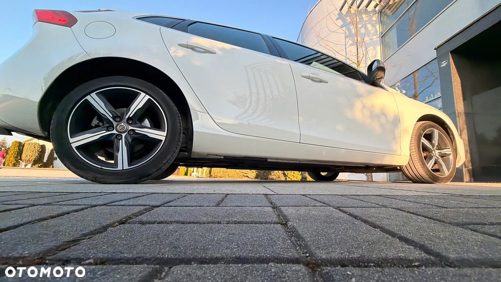Volvo V40 - 4