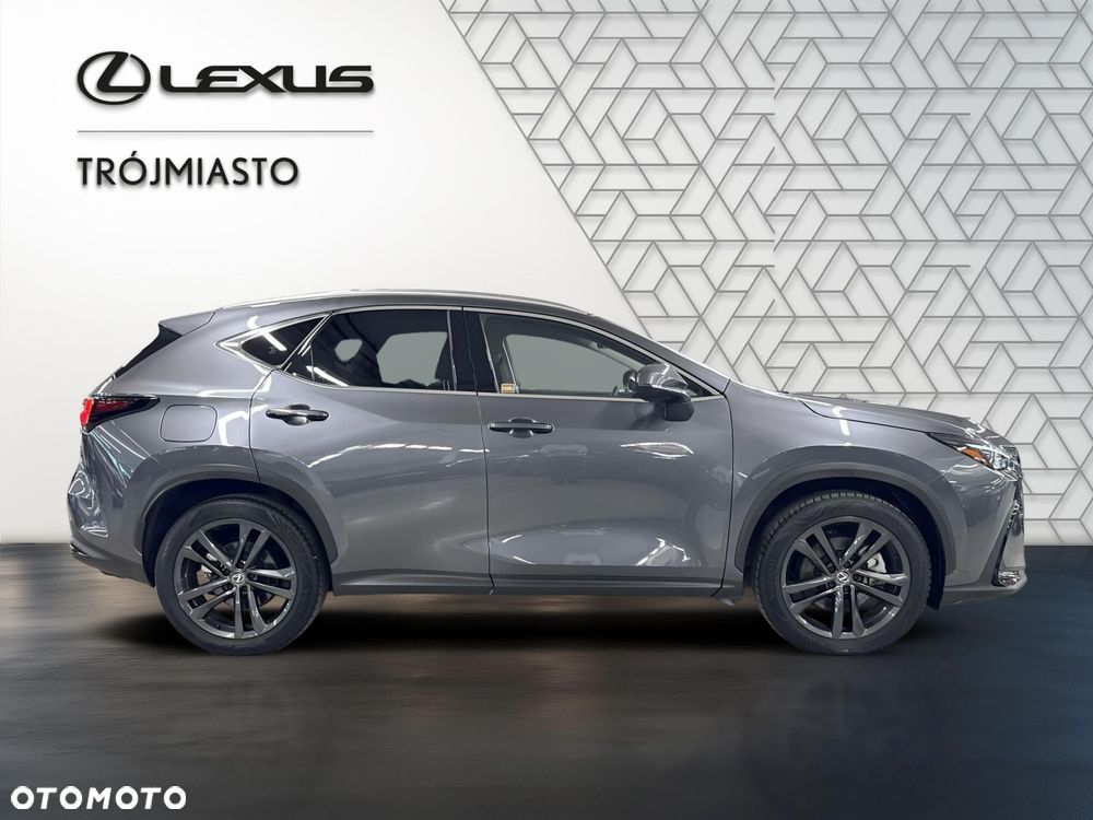 Lexus NX - 7