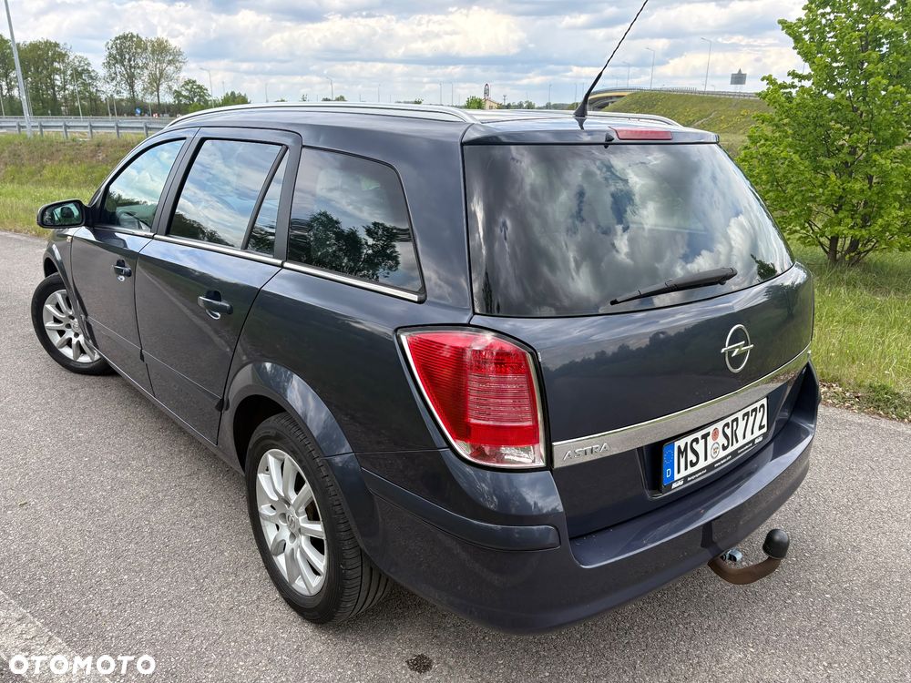 Opel Astra 1.6 Color Edition - 16