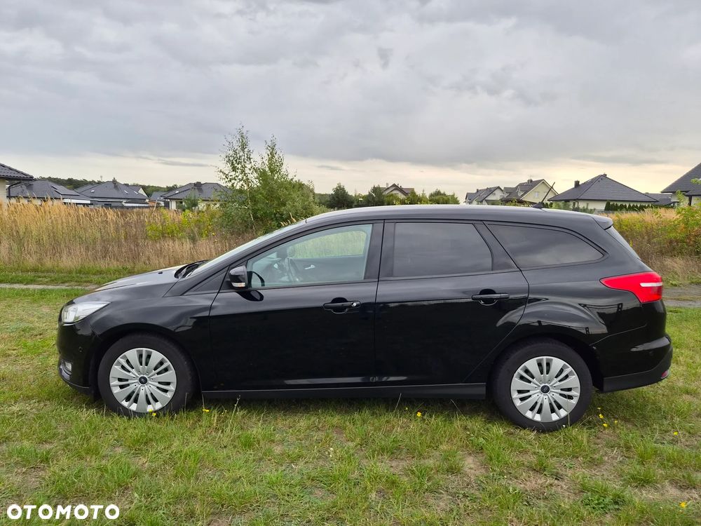 Ford Focus 1.5 TDCi DPF Start-Stopp-System Business - 9