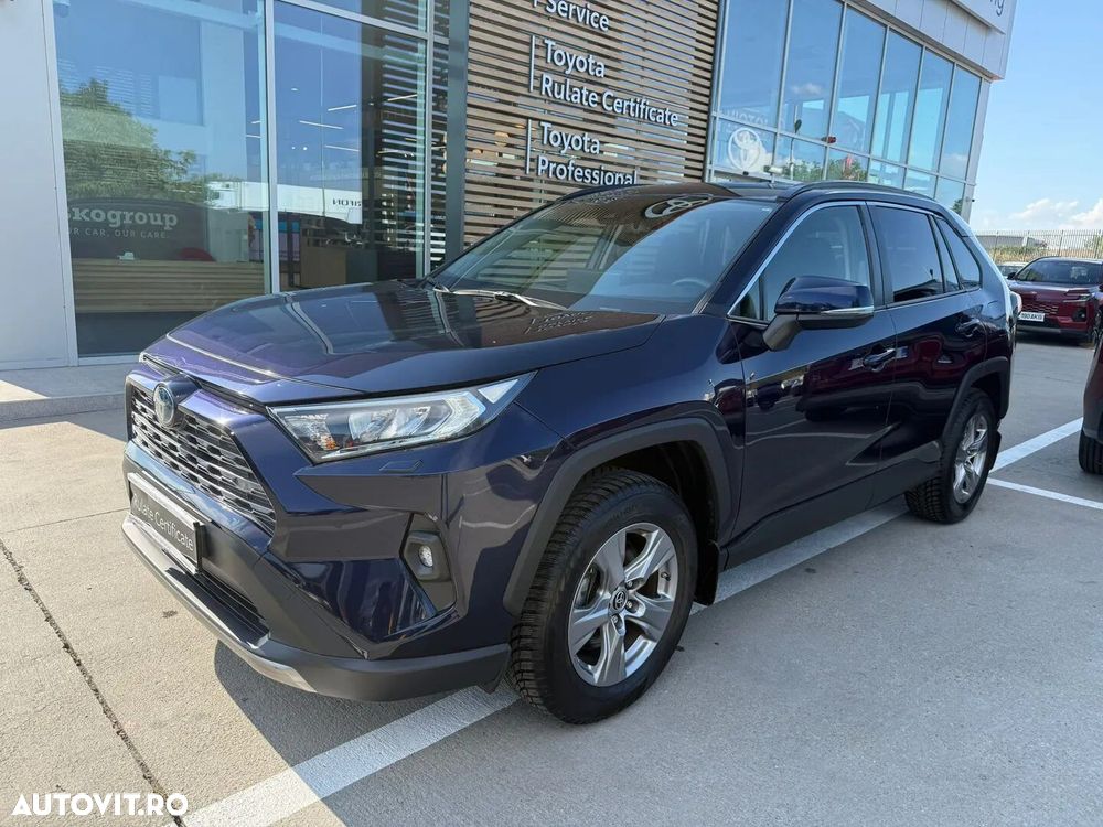Toyota RAV4 - 3